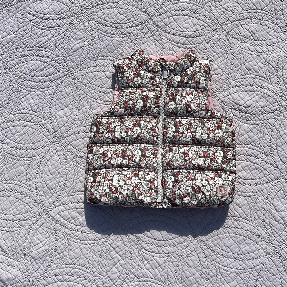 Gap vest